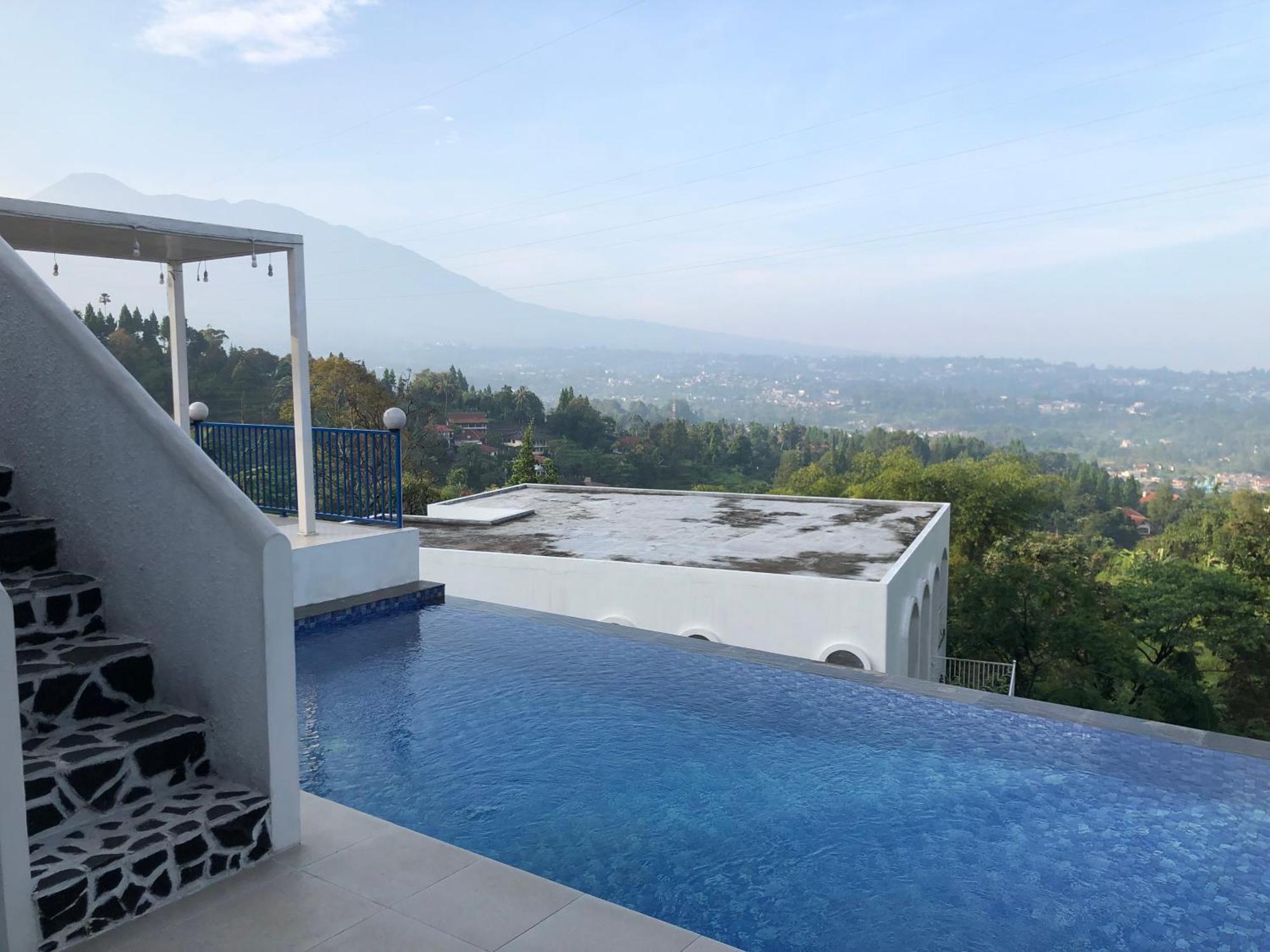 Villa Blue Door, Puncak Pondok Cipaseban Dış mekan fotoğraf
